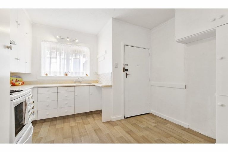 Photo of property in 1/217 Barrington Street, Somerfield, Christchurch, 8024