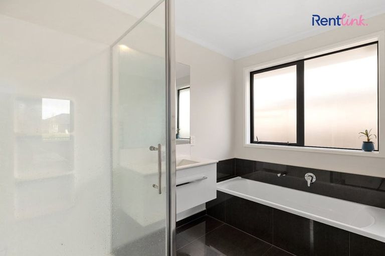 Photo of property in 19 Stevenson Drive, Papamoa, 3118