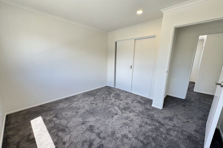 Photo of property in 22c Toru Street, Te Atatu Peninsula, Auckland, 0610