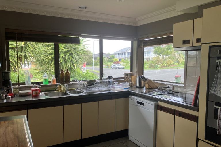 Photo of property in 23 Madill Road, St Andrews, Hamilton, 3200