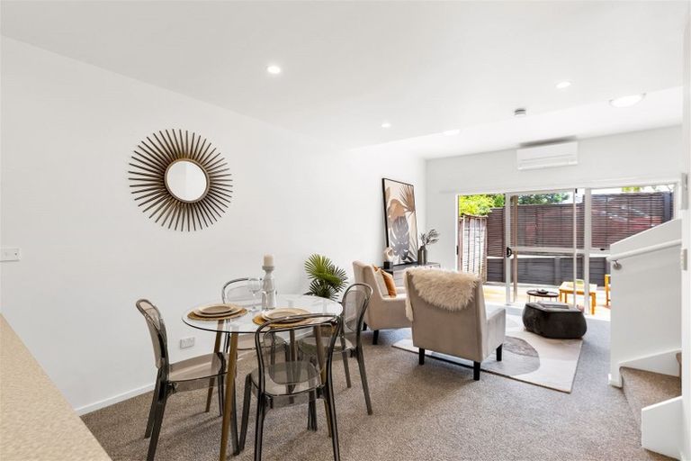 Photo of property in 8/206 Manuka Road, Bayview, Auckland, 0629