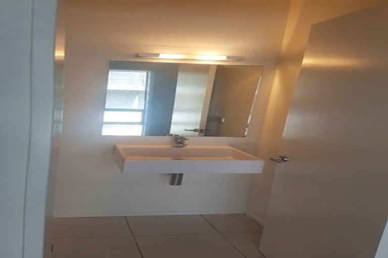 Photo of property in 7/114 Mitchell Street, Brooklyn, Wellington, 6021