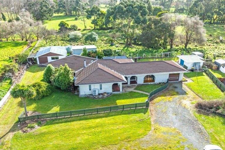 Photo of property in 73 Fergusson Street, Woodville, 4920