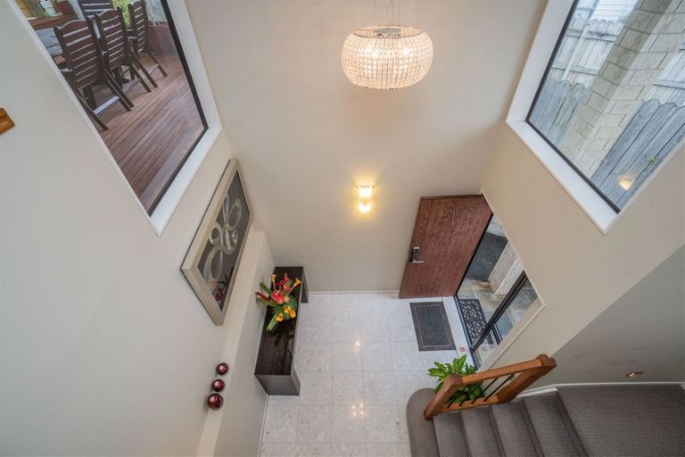 Photo of property in 5 Bangla Place, Massey, Auckland, 0614