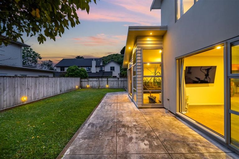 Photo of property in 7 Halewood Grove, Churton Park, Wellington, 6037