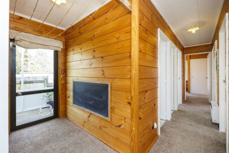 Photo of property in 14 College Street, Awapuni, Palmerston North, 4412