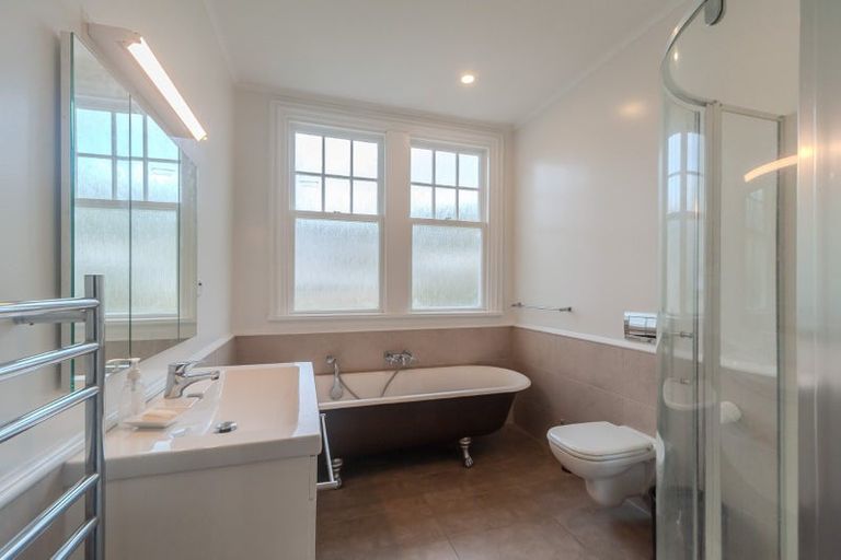 Photo of property in 195 Clyde Street, Island Bay, Wellington, 6023