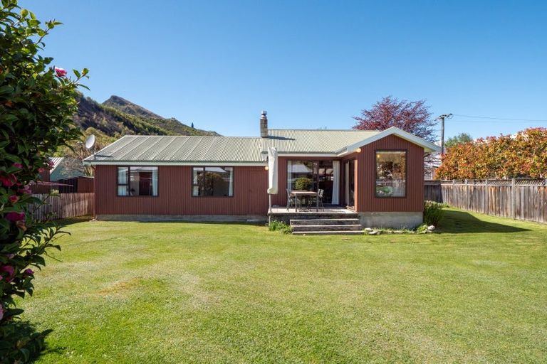 Photo of property in 17b Devon Street, Arrowtown, 9302