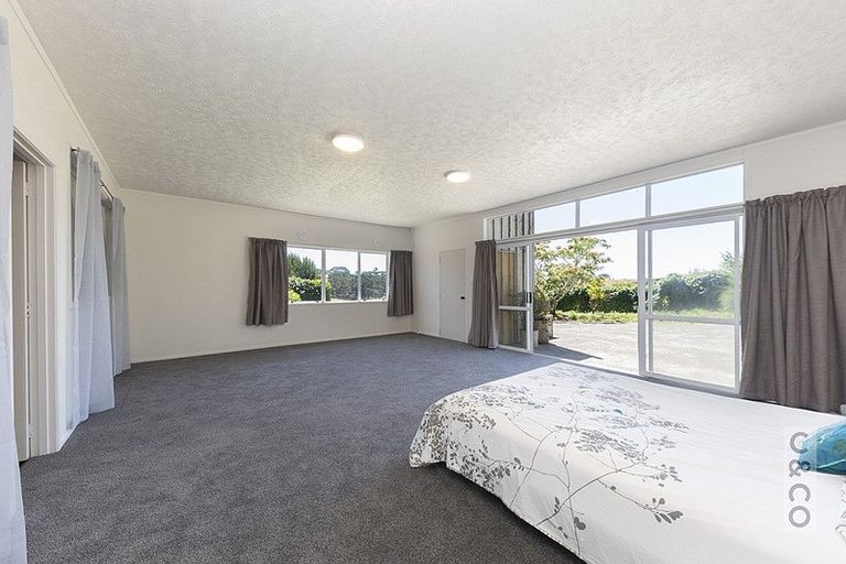 Photo of property in 306 Taiapa Road, Muriwai, 0881