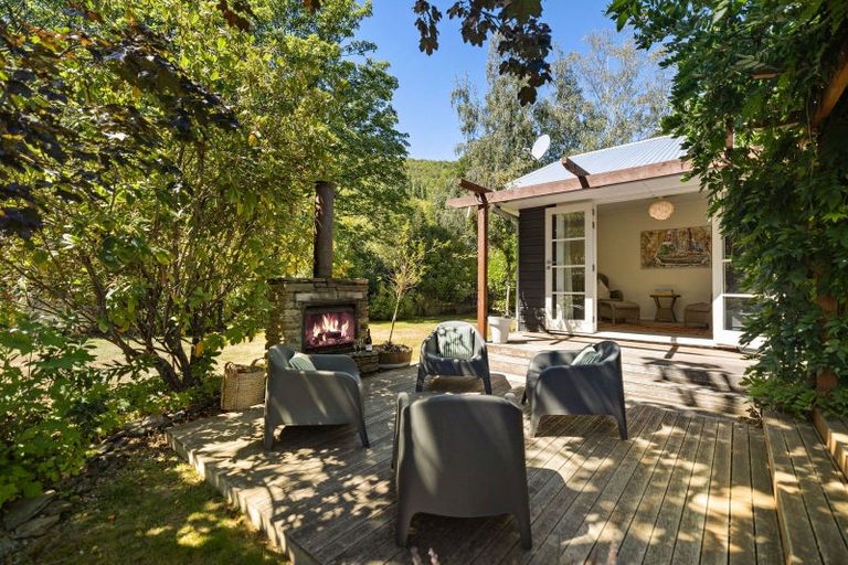Photo of property in 23 Criterion Street, Arrowtown, 9302