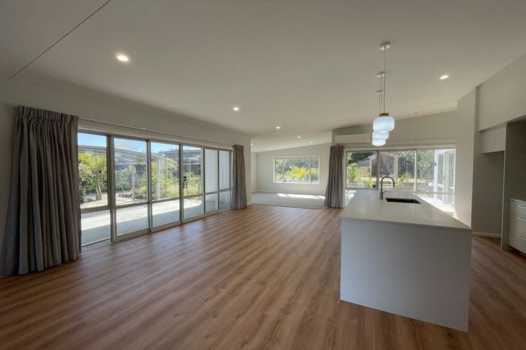 Photo of property in 37 Pohutukawa Drive, Eskdale, Napier, 4182