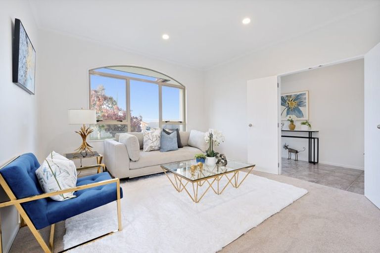 Photo of property in 38 Semillon Avenue, Henderson, Auckland, 0612