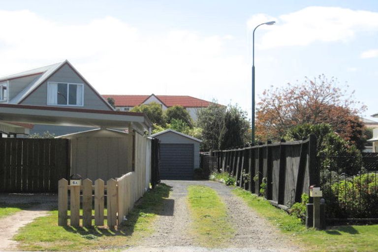 Photo of property in 6a Hayley Grove, Papamoa Beach, Papamoa, 3118