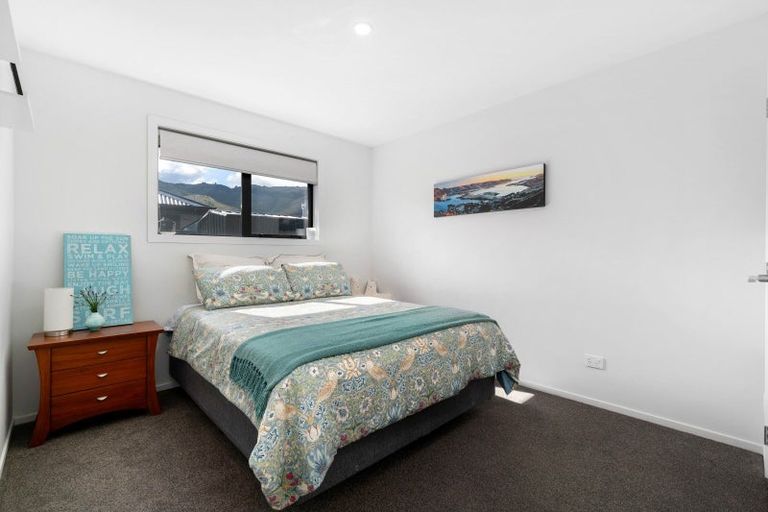 Photo of property in 10 Guano Crescent, Cromwell, 9310