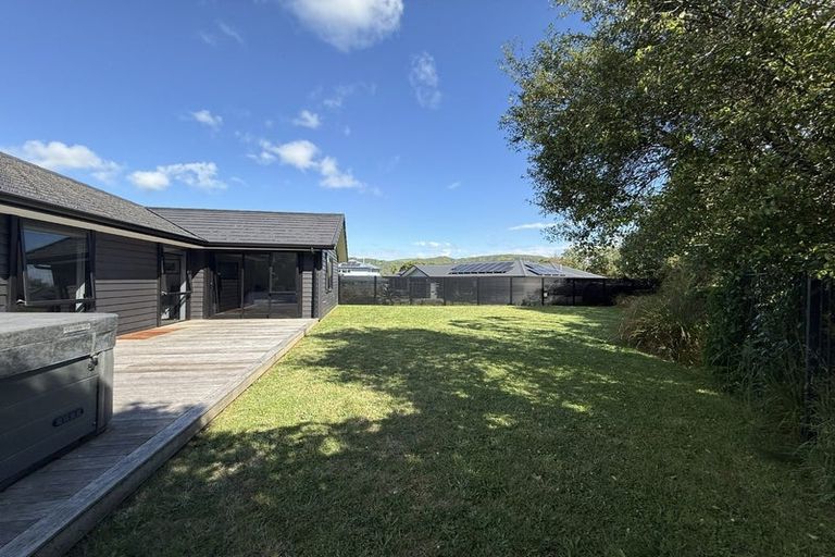 Photo of property in 39 Okaia Drive, Kinloch, Taupo, 3377
