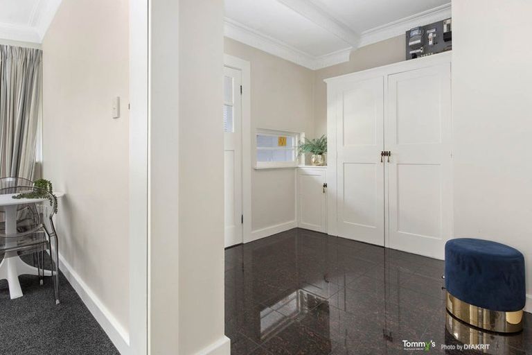 Photo of property in 20d Portland Crescent, Thorndon, Wellington, 6011
