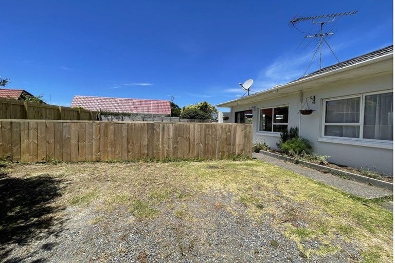 Photo of property in 3 Quo Vadis Place, Red Beach, 0932