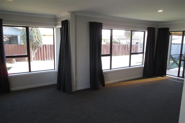 Photo of property in 5 Fairmont Place, Hornby, Christchurch, 8042