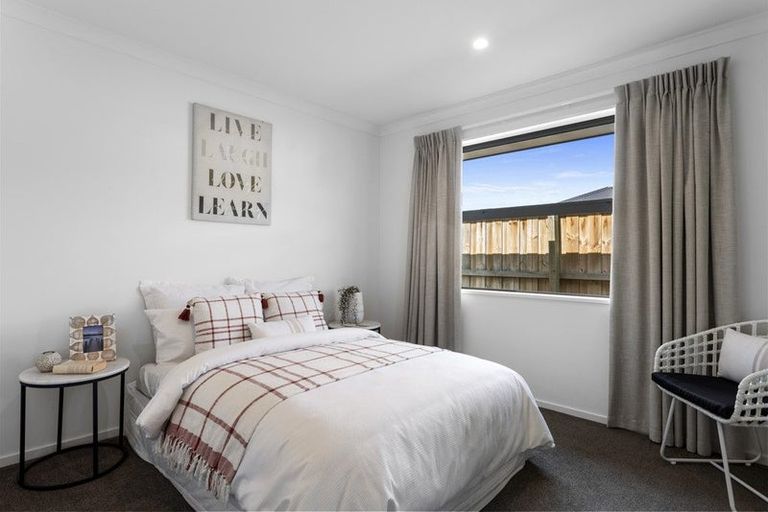 Photo of property in 80a Watkins Drive, Rangiora, 7400