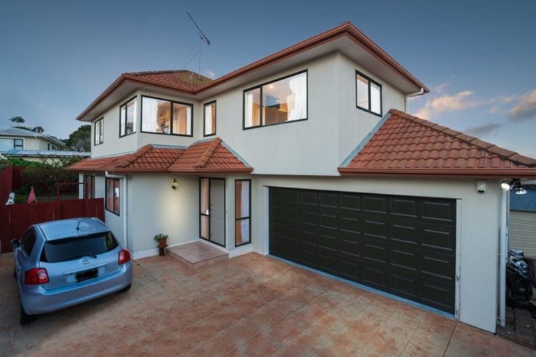 Photo of property in 7a Putini Road, Mangere Bridge, Auckland, 2022