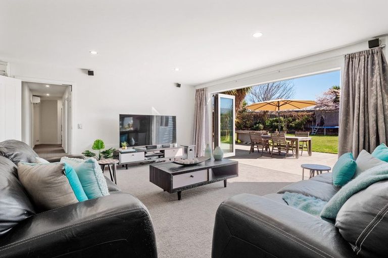 Photo of property in 8 Widgeon Place, Lake Hayes, Queenstown, 9304