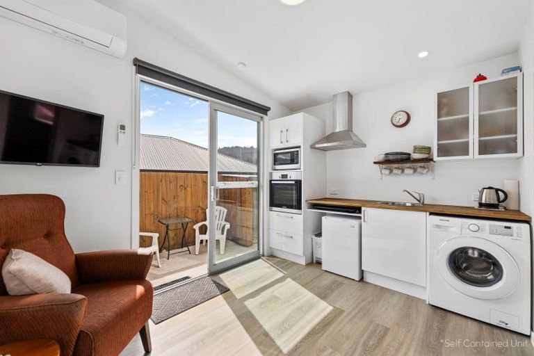 Photo of property in 8 Glendermid Close, Sawyers Bay, Port Chalmers, 9023