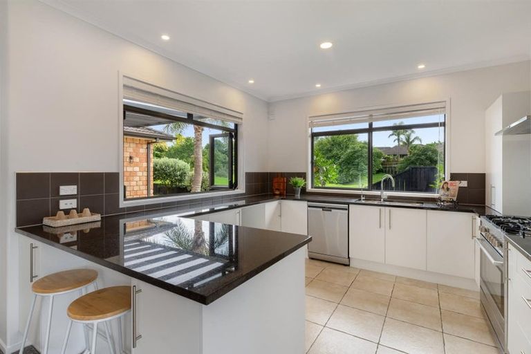 Photo of property in 52 Merriman Place, Pyes Pa, Tauranga, 3112