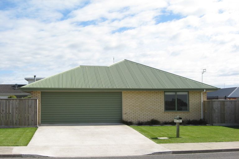 Photo of property in 128 South Belt, Rangiora, 7400