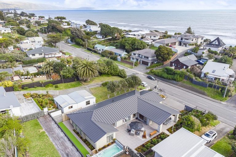 Photo of property in 118 Rosetta Road, Raumati South, Paraparaumu, 5032