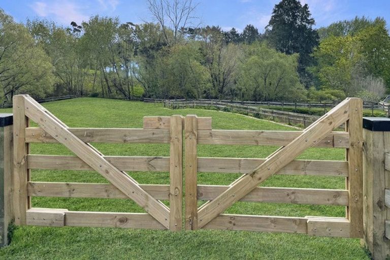 Photo of property in 6a Charity Way, Stillwater, 0993