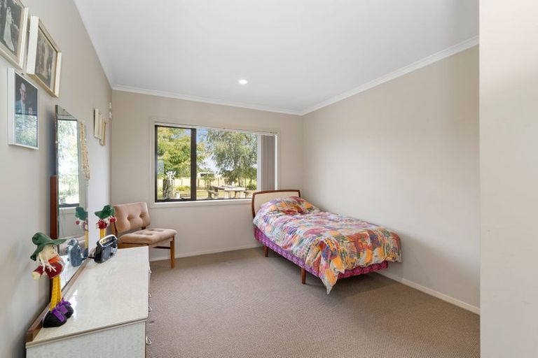 Photo of property in 77 Bruce Road, Levin, 5510