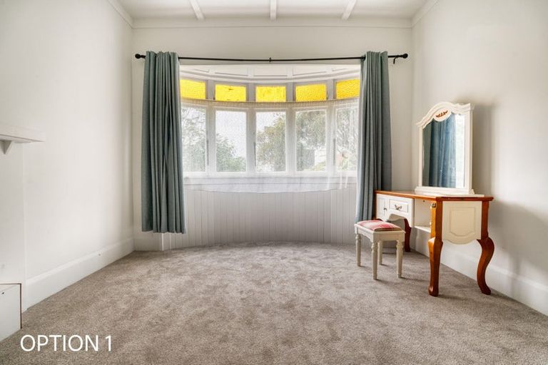 Photo of property in 3199 Great North Road, New Lynn, Auckland, 0600