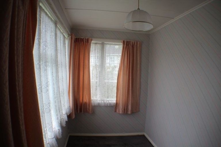 Photo of property in 32 Harris Street, Naenae, Lower Hutt, 5011