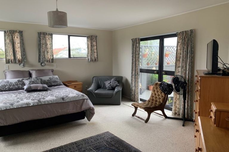 Photo of property in 54 Te Manuao Road, Otaki, 5512