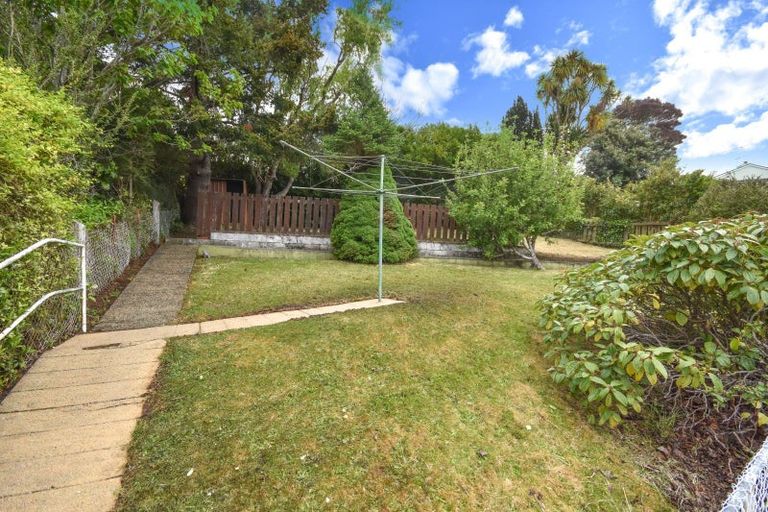 Photo of property in 21 Centennial Avenue, Helensburgh, Dunedin, 9010