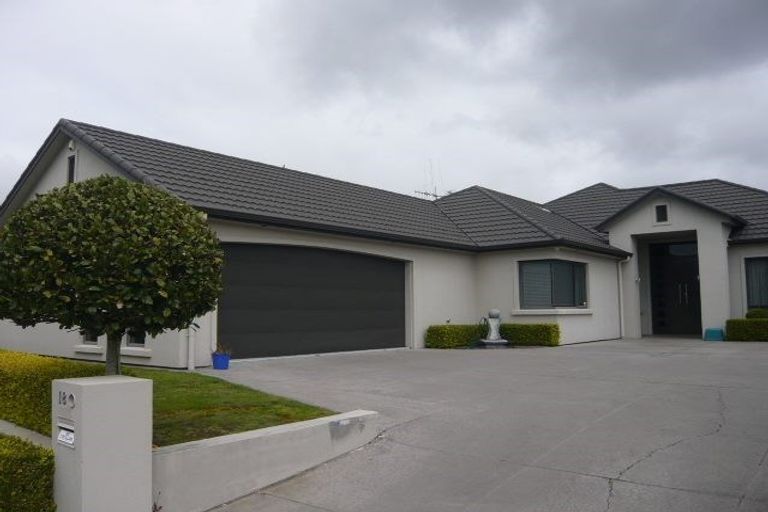 Photo of property in 18 Darjon Drive, Huntington, Hamilton, 3210