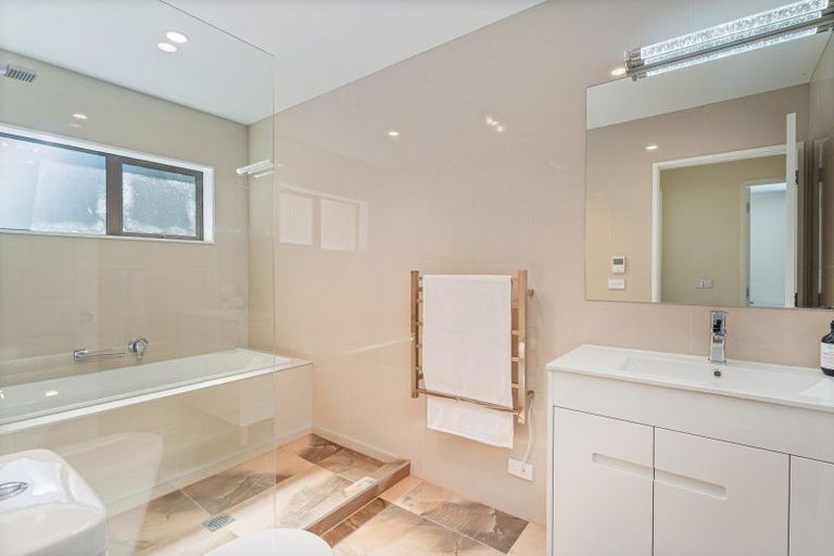 Photo of property in 70 Pinehurst Drive, Pauanui, Hikuai, 3579