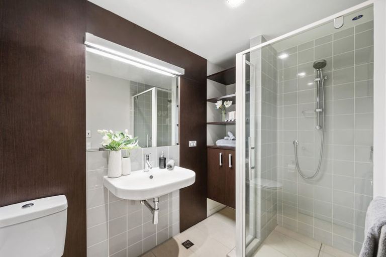 Photo of property in Monument Apartments, 6c/245 Wakefield Street, Te Aro, Wellington, 6011