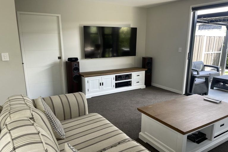 Photo of property in 15 Keys Street, Elderslea, Upper Hutt, 5018