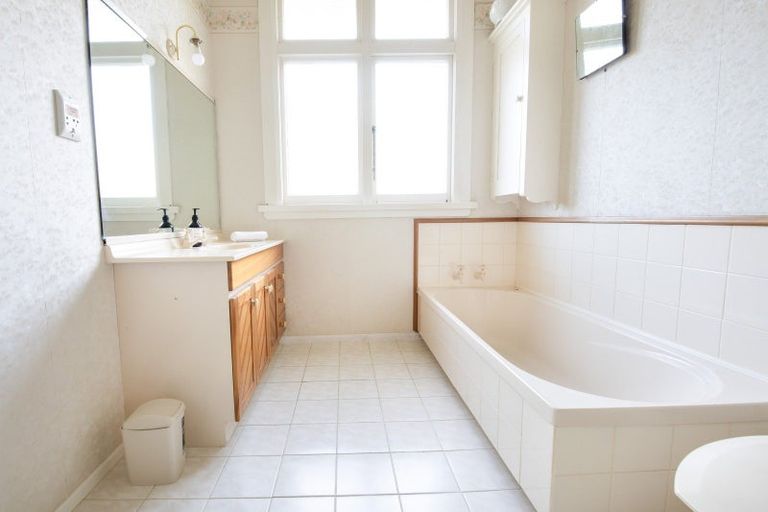 Photo of property in 44 Kennedy Road, Napier South, Napier, 4110