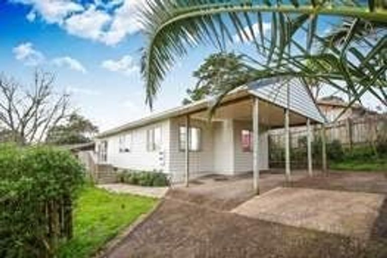 Photo of property in 66e Woodglen Road, Glen Eden, Auckland, 0602