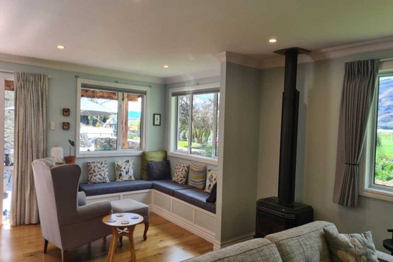 Photo of property in 2821 Luggate - Cromwell Road, Queensberry, Cromwell, 9383