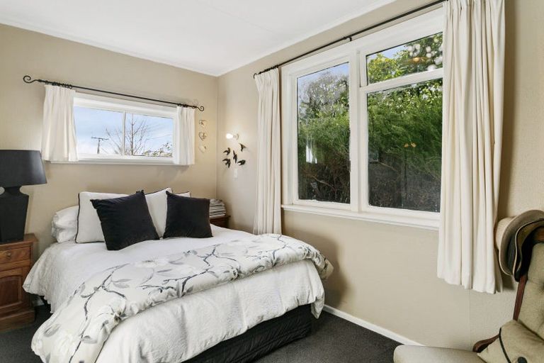 Photo of property in 43 Chesham Avenue, Waipahihi, Taupo, 3330