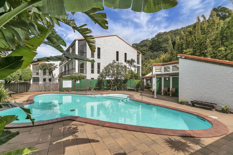 Photo of property in 10/34 Waiwera Place, Waiwera, Orewa, 0994