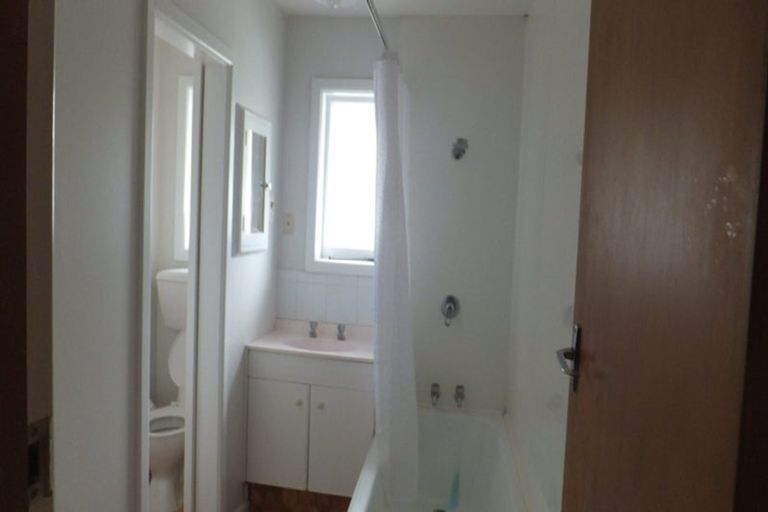 Photo of property in 1/65 Maidstone Road, Ilam, Christchurch, 8041