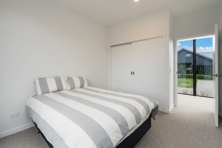 Photo of property in 4 Okahau Terrace, Warrington, 9471