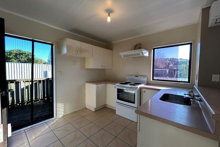 Photo of property in 5 Logan Avenue, Marewa, Napier, 4110