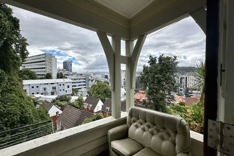 Photo of property in 342 The Terrace, Te Aro, Wellington, 6011