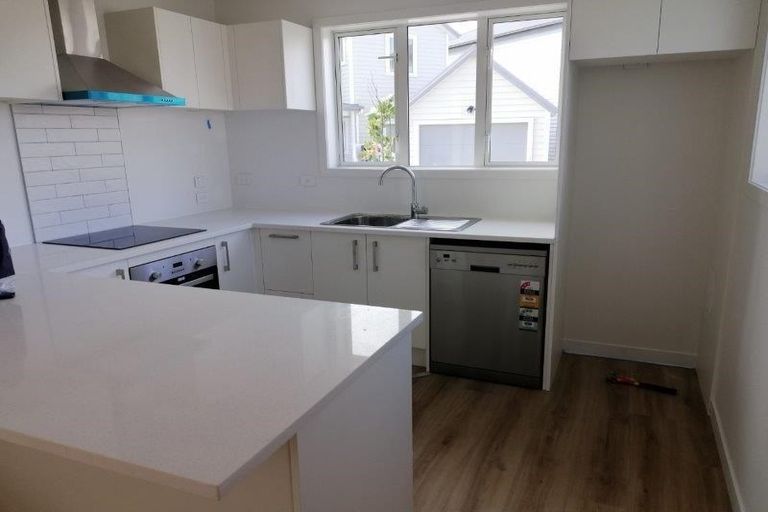 Photo of property in 21 Bellbird Street, Papakura, 2110