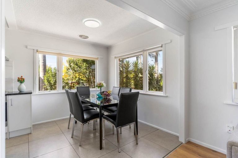 Photo of property in 221 Puhinui Road, Papatoetoe, Auckland, 2025